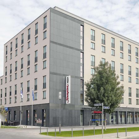 แฮมป์ตัน บาย ฮิลตัน แฟรงก์เฟิร์ต เซนเตอร์ เมสเซอ Hotel Frankfurt am Main ภายนอก รูปภาพ